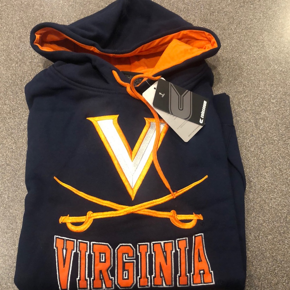 NEW!!  Colosseum brand Men’s hoodie. 79%cotton/ 30% polyester